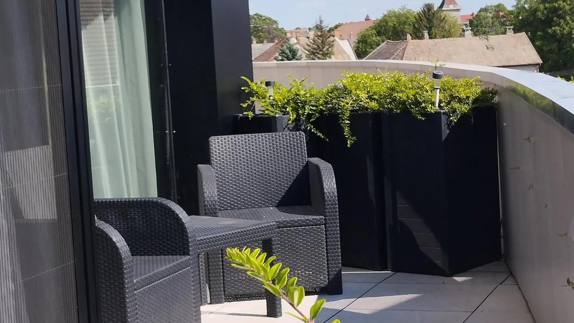 Appartamento Cedrus Liget Apartman - Szeged